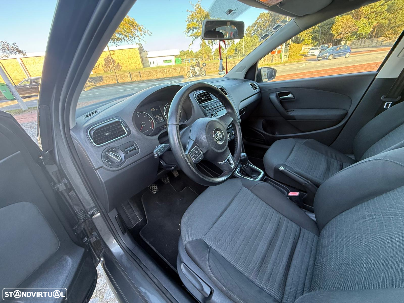 VW Polo 1.2 TDi Confortline - 9
