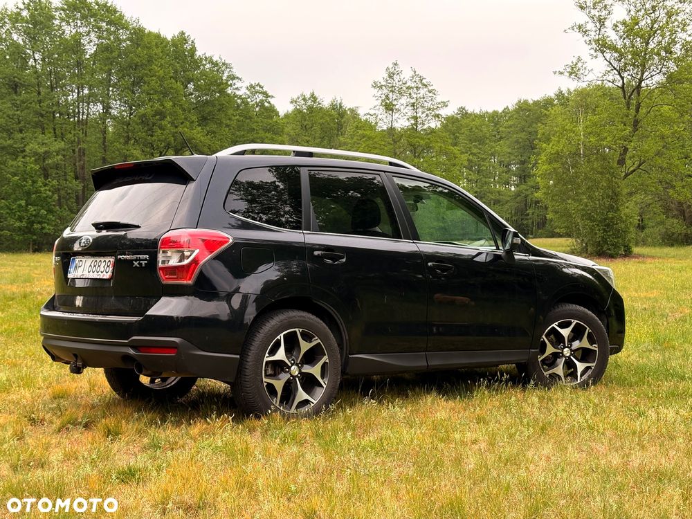 Subaru Forester 2.0XT Platinum Lineartronic - 4