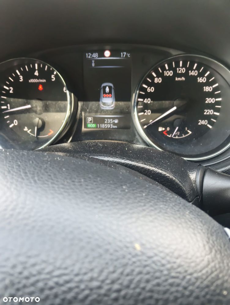 Nissan Qashqai 1.2 DIG-T Xtronic 360 - 9