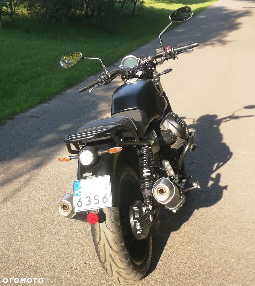 Moto Guzzi V7 - 7