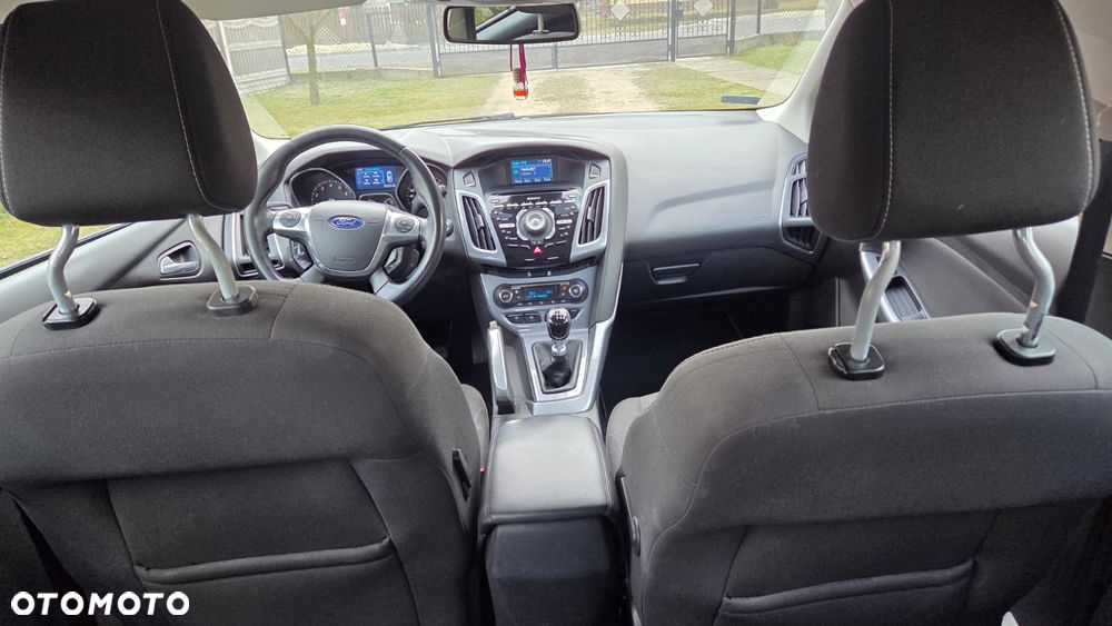 Ford Focus 1.6 EcoBoost Titanium - 13