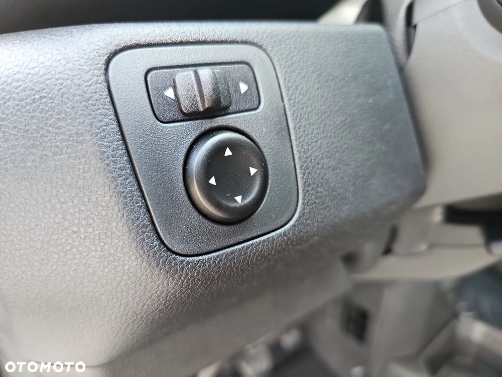 Dacia Spring Electric 24.3kWh 100 Extreme - 17