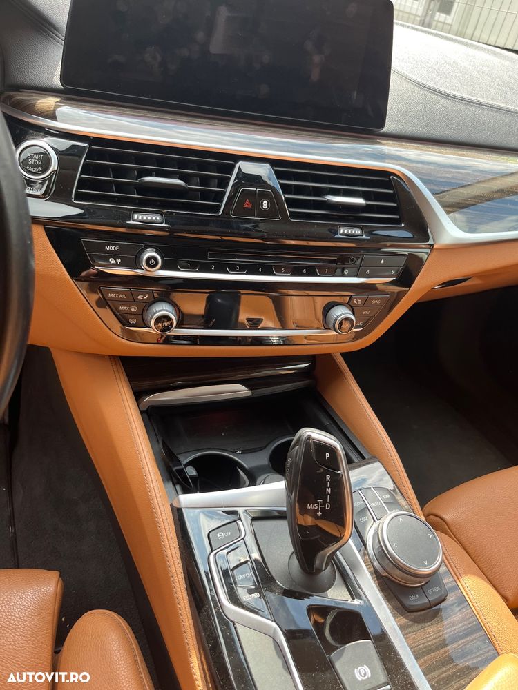 BMW Seria 5 520d xDrive Aut. Luxury Line - 4