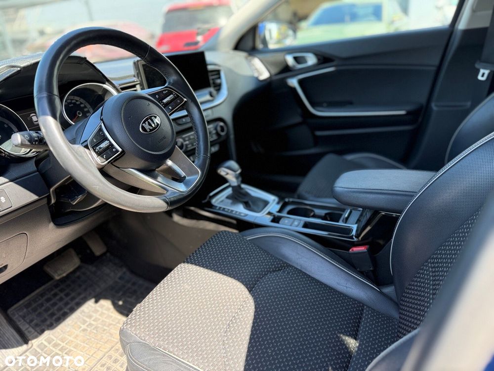 Kia XCeed 1.6 T-GDI L Business Line DCT - 2