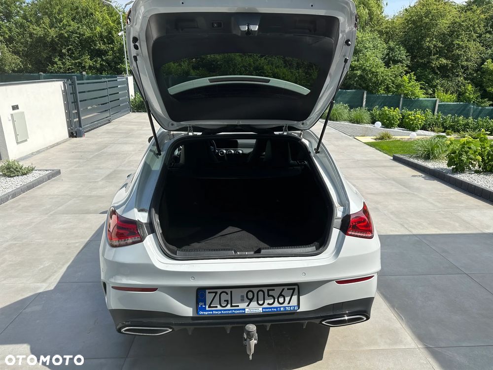 Mercedes-Benz CLA - 16