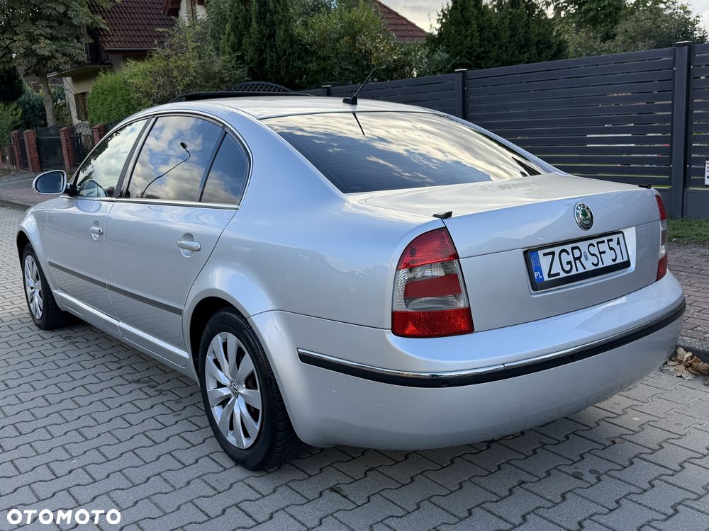 Skoda Superb - 2