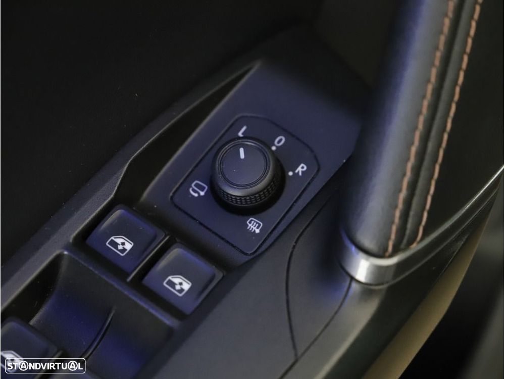 Cupra Formentor 1.4 e-Hybrid DSG VZ - 35