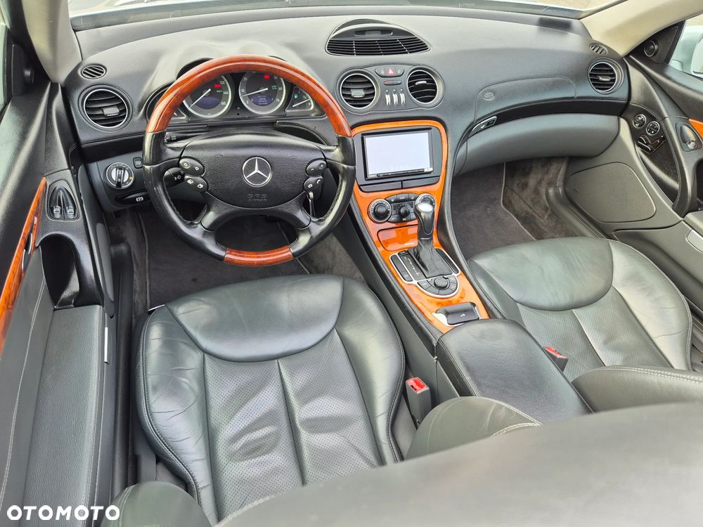 Mercedes-Benz SL - 22