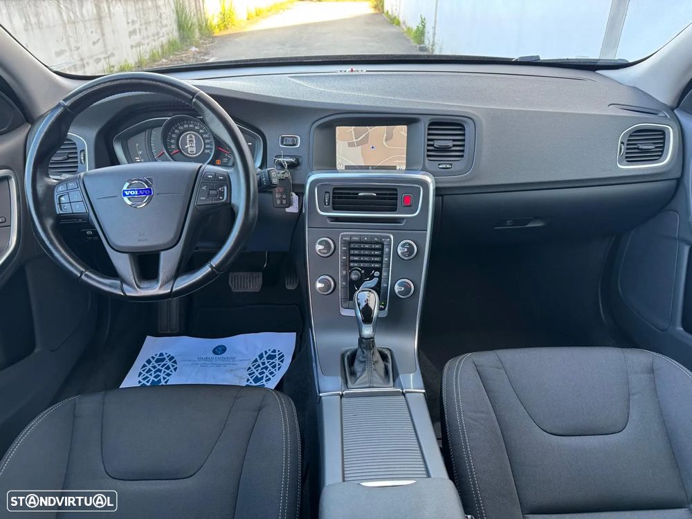 Volvo V60 1.6 D2 Drive Kinetic Powershift Start/Stop - 8