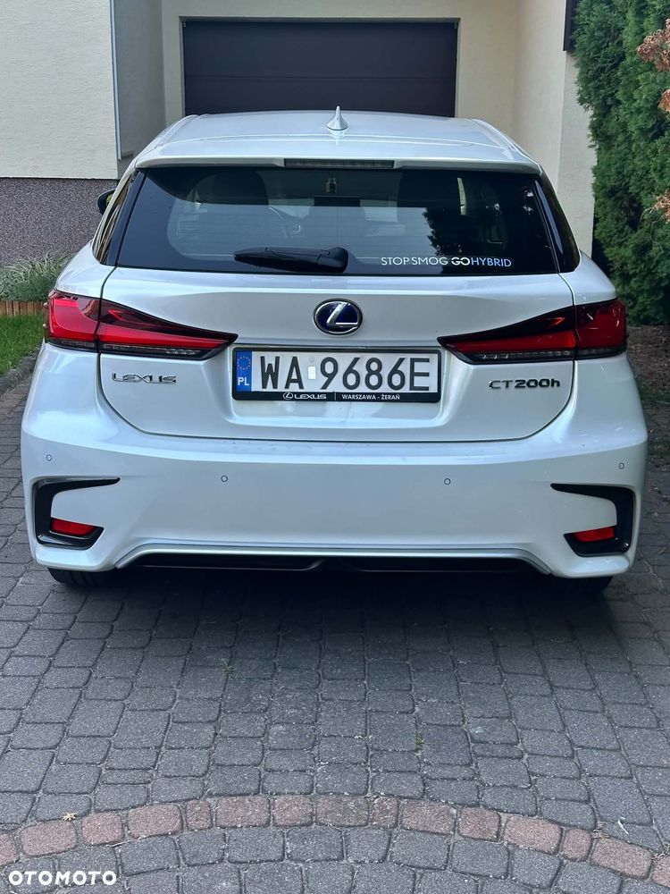 Lexus CT 200h Business Edition - 4