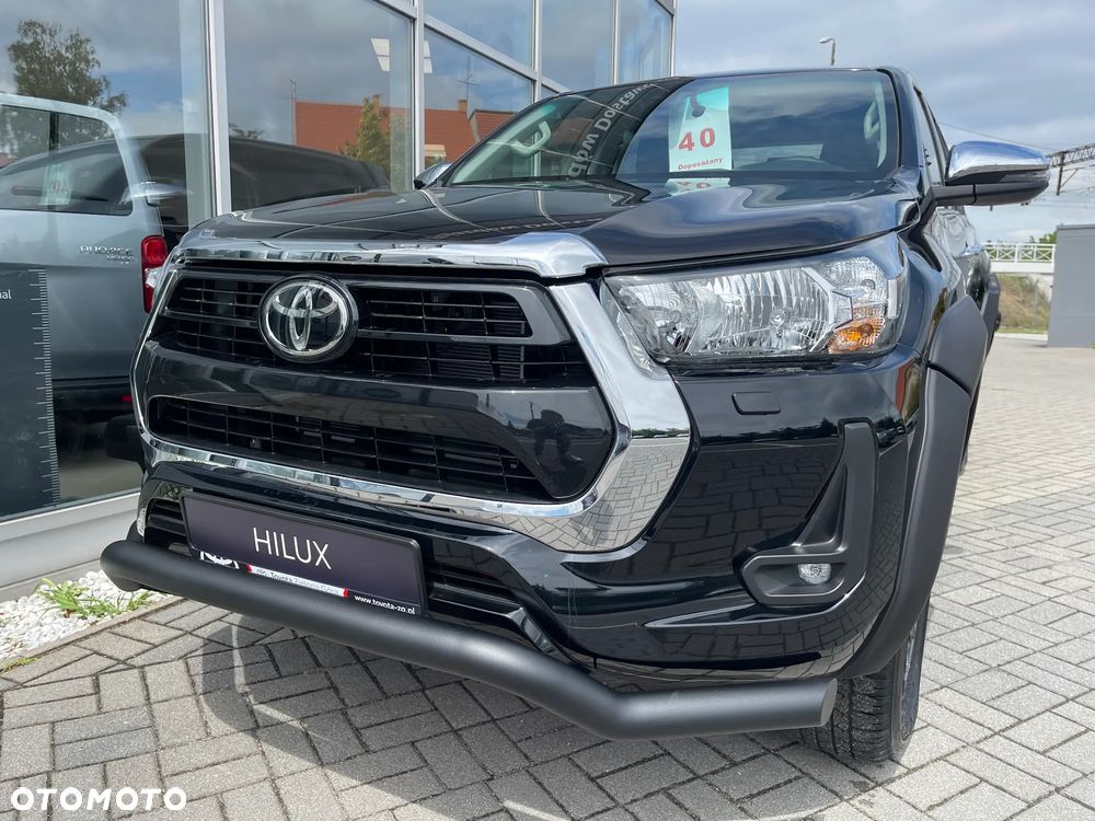 Toyota Hilux - 4