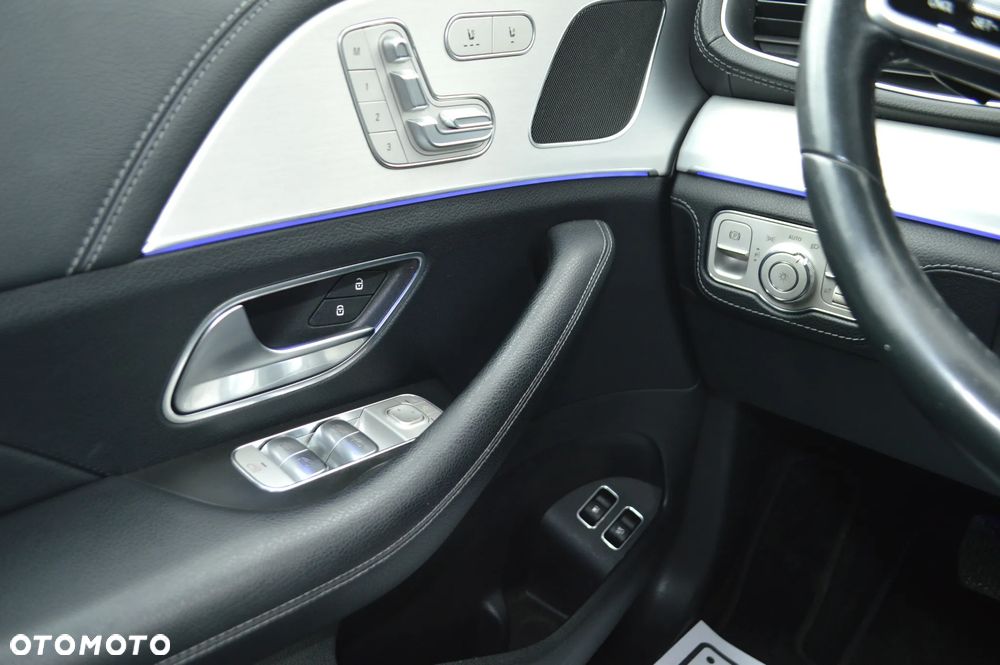Mercedes-Benz GLE - 17