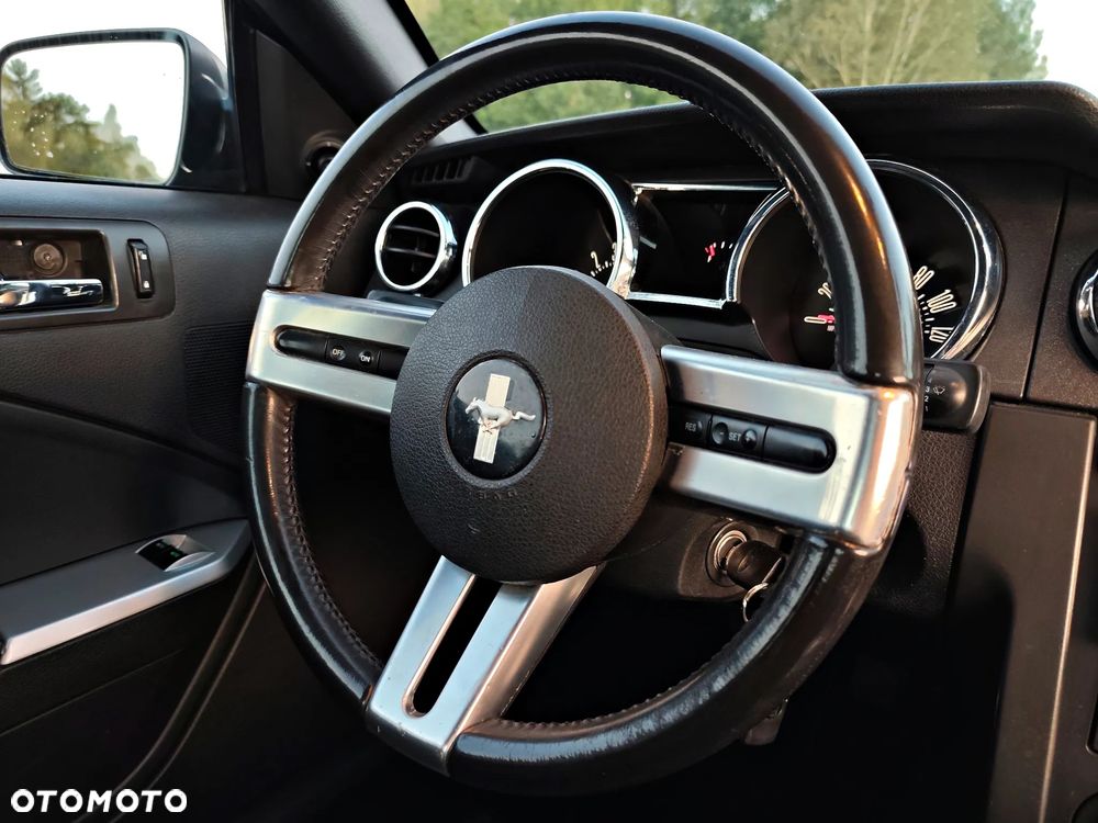 Ford Mustang 4.0 V6 - 18