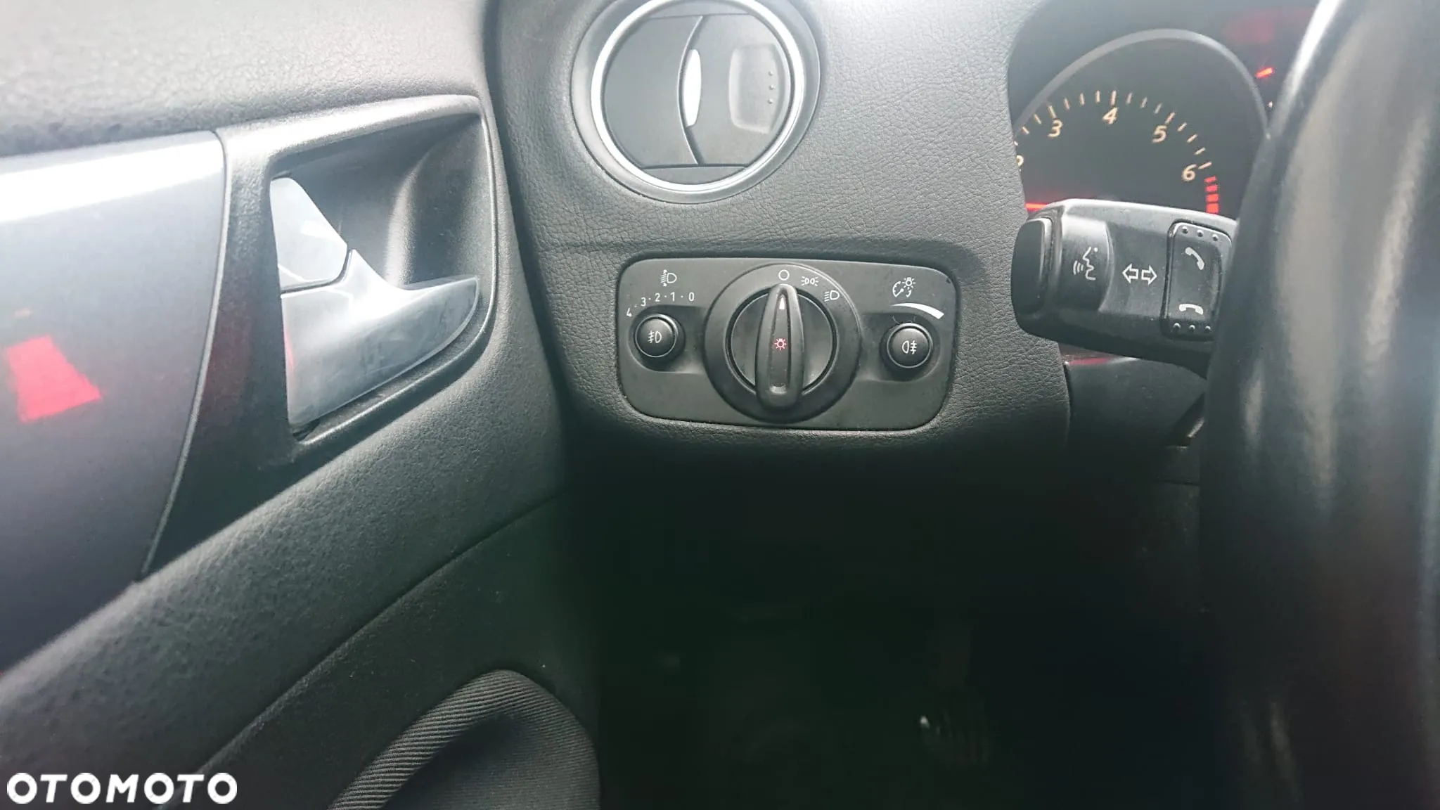 Ford Mondeo 1.6 Eco Boost Titanium - 11