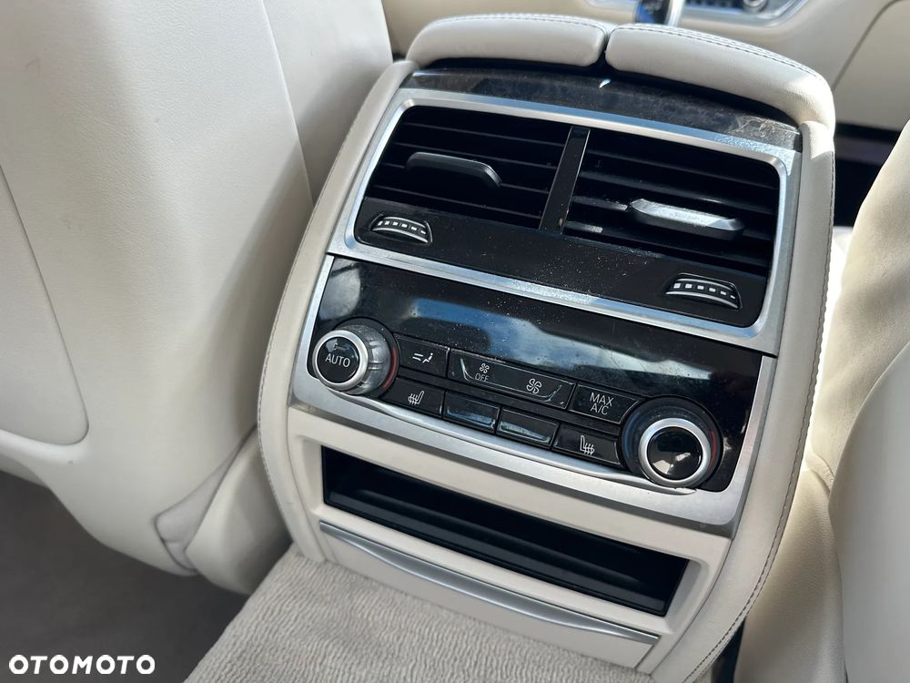 BMW Seria 7 730d xDrive - 9
