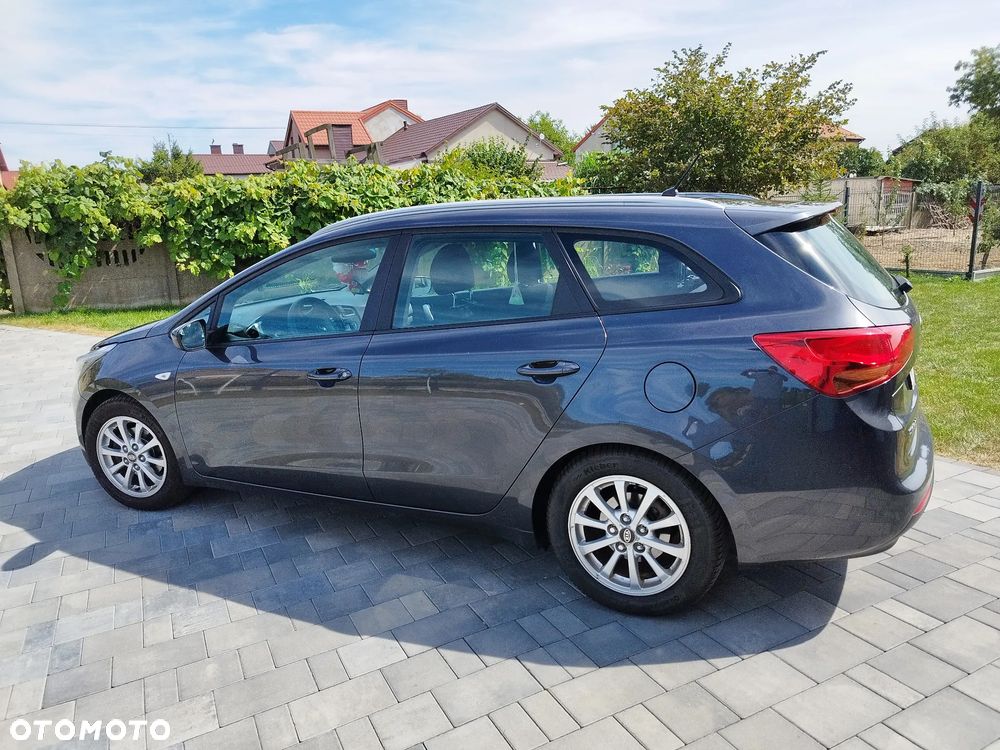 Kia Ceed 1.6 CRDi XL - 4