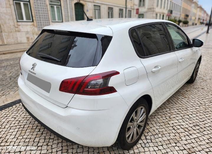 Peugeot 308 - 5