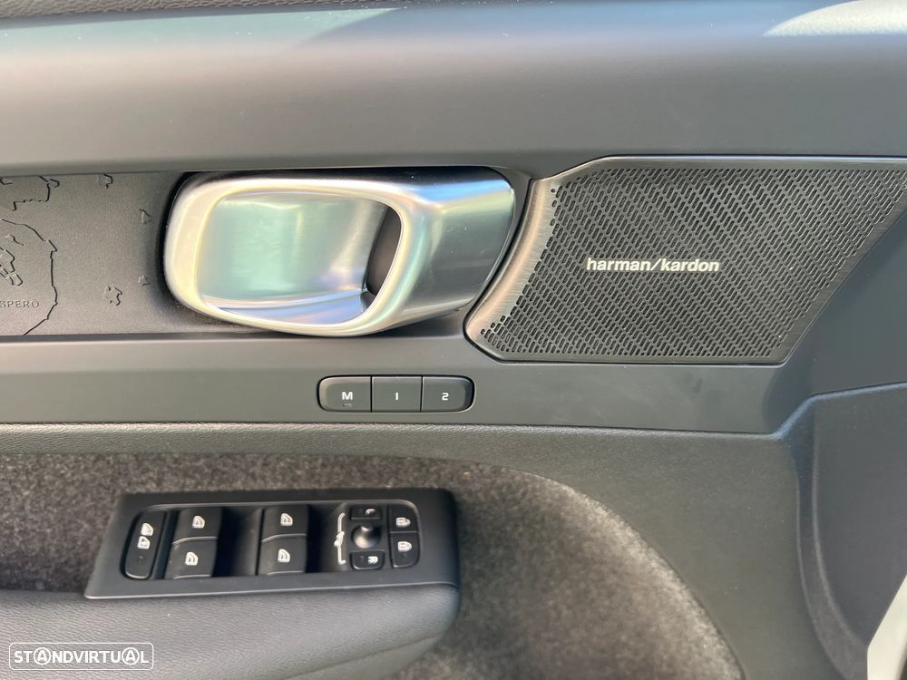 Volvo C40 Recharge Core - 15