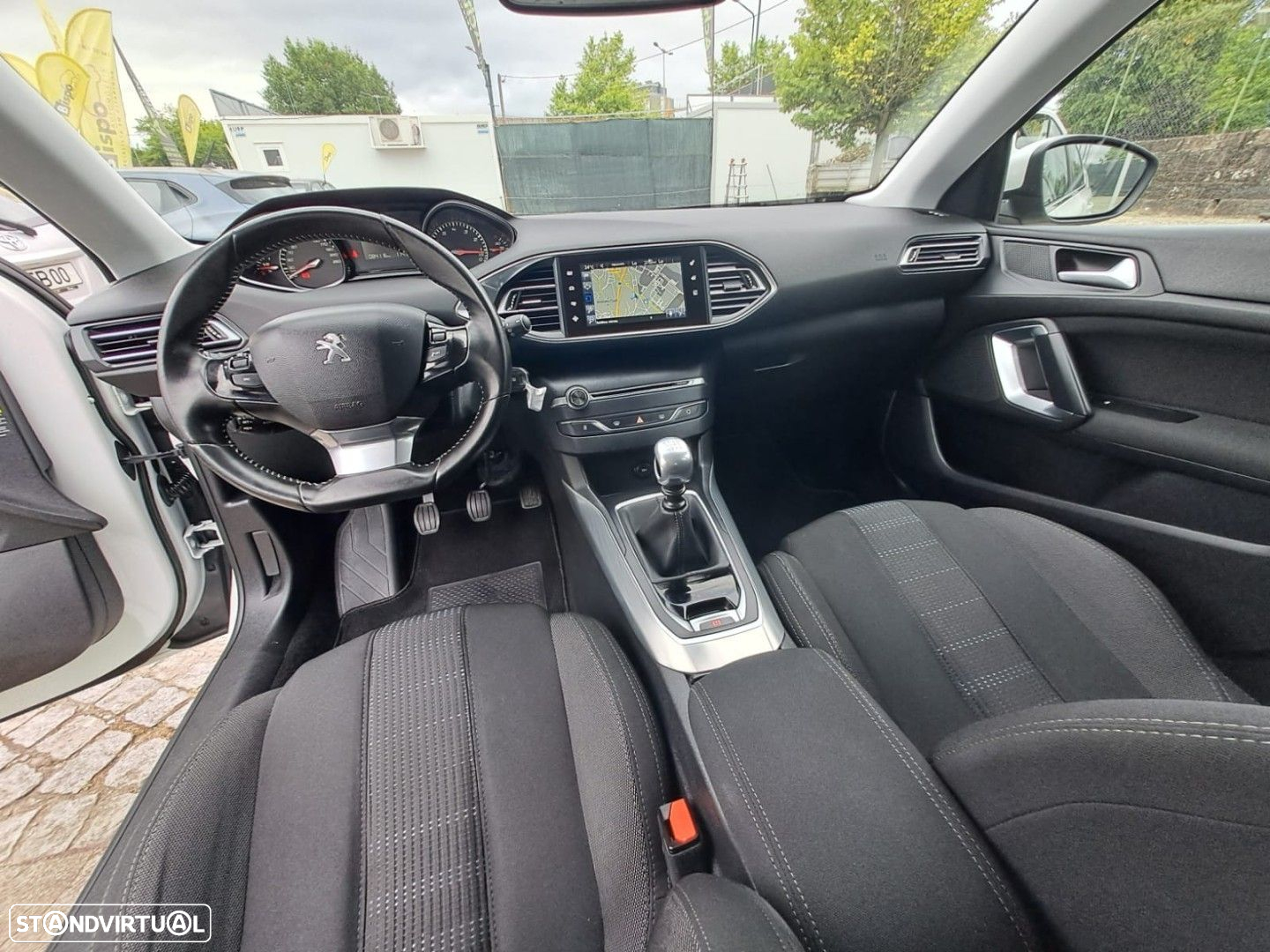 Peugeot 308 1.2 PureTech Allure - 12