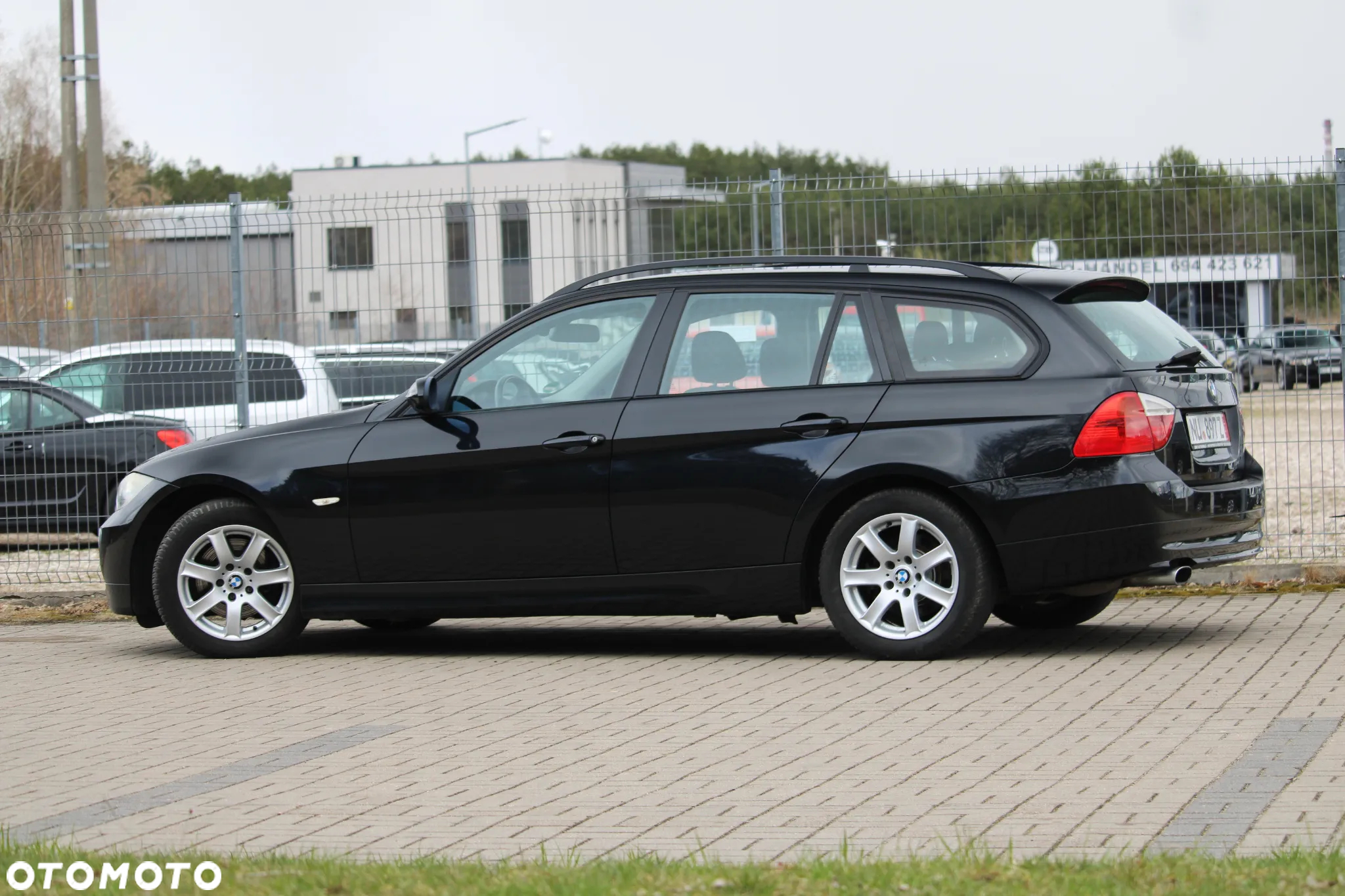 BMW Seria 3 - 16