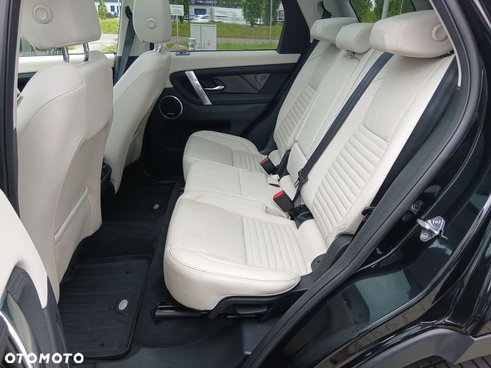 Land Rover Discovery Sport P200 SE - 33