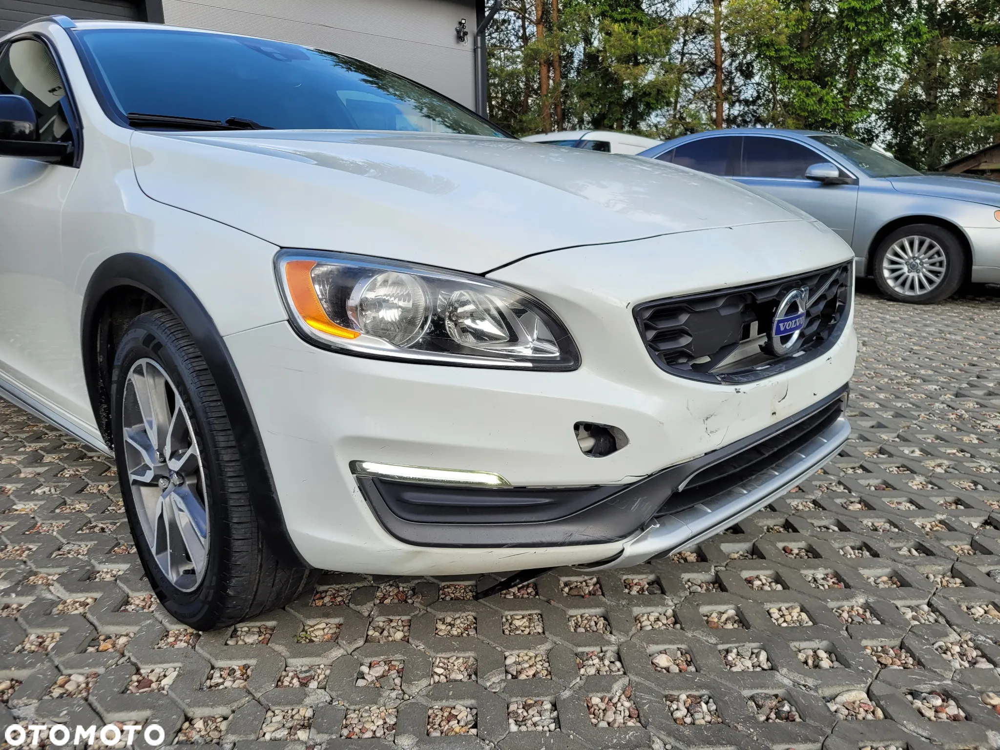 Volvo V60 Cross Country T5 AWD Momentum - 23