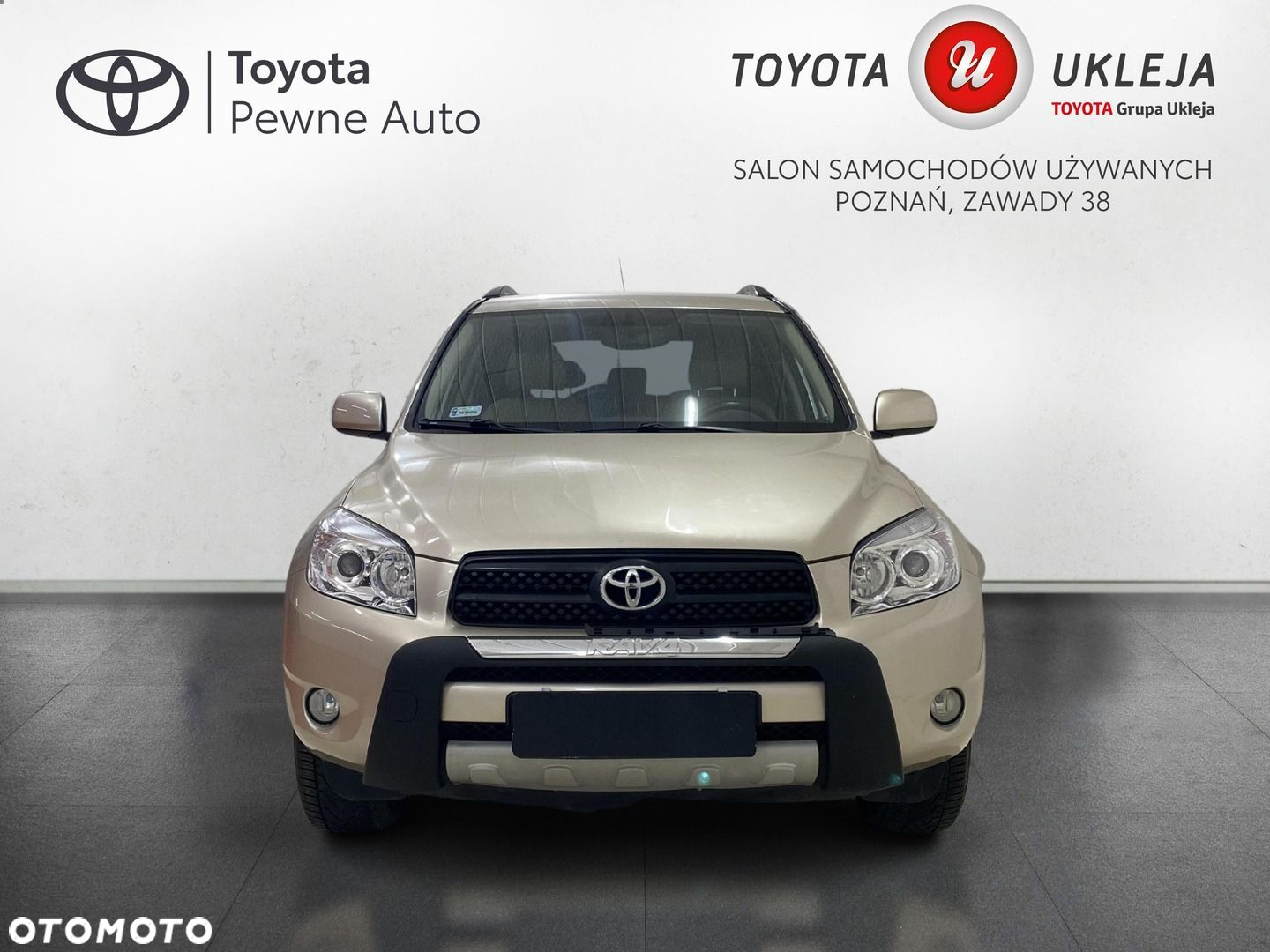 Toyota RAV4 - 6