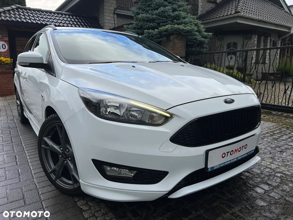 Ford Focus 1.5 EcoBoost ST-Line - 2