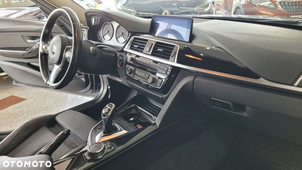 BMW Seria 3 - 30