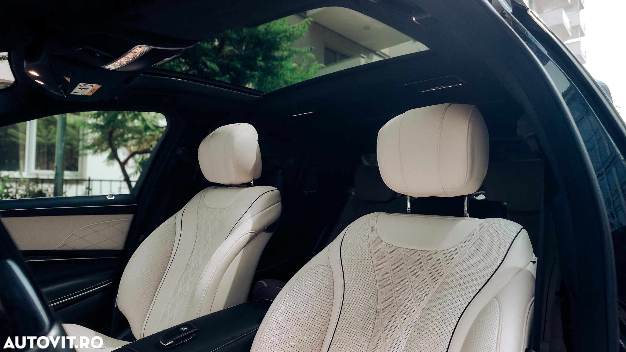 Mercedes-Benz S 400 d 4MATIC Long Aut - 24