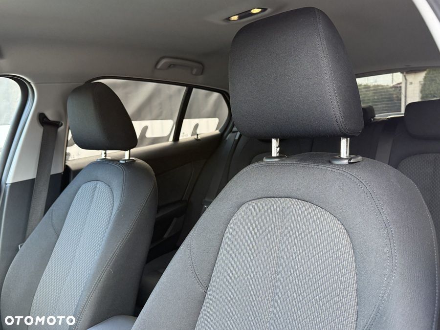 BMW Seria 1 120d xDrive Sport - 17