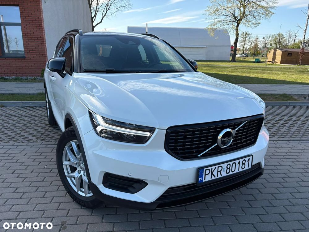 Volvo XC 40 T5 AWD R-Design - 1