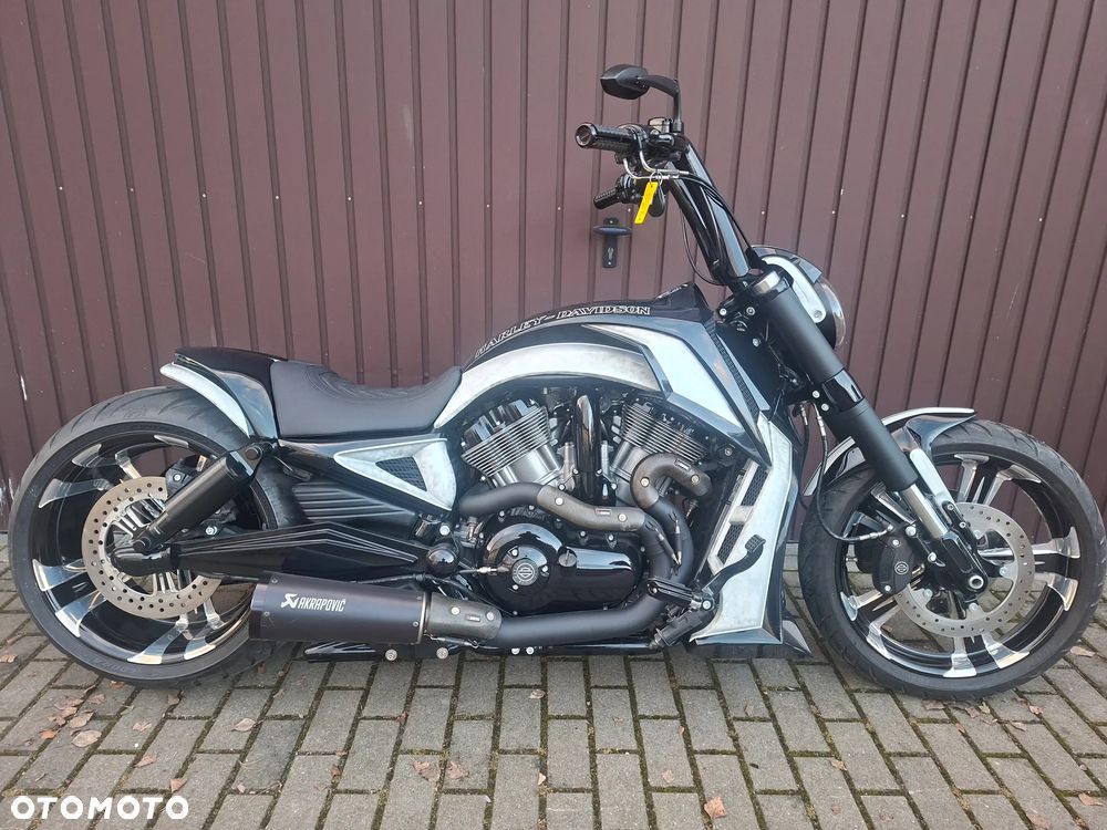 Harley-Davidson V-Rod Muscle - 16
