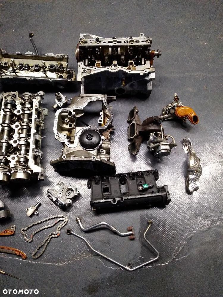 SILNIK BLOK WAŁ 1.2 H5F DACIA Nissan Renault 1.2 H5F 402 - 6