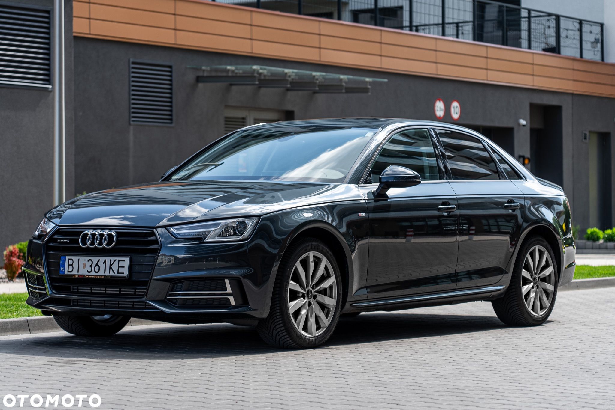 Audi A4 2.0 TFSI Quattro Sport S tronic - 1