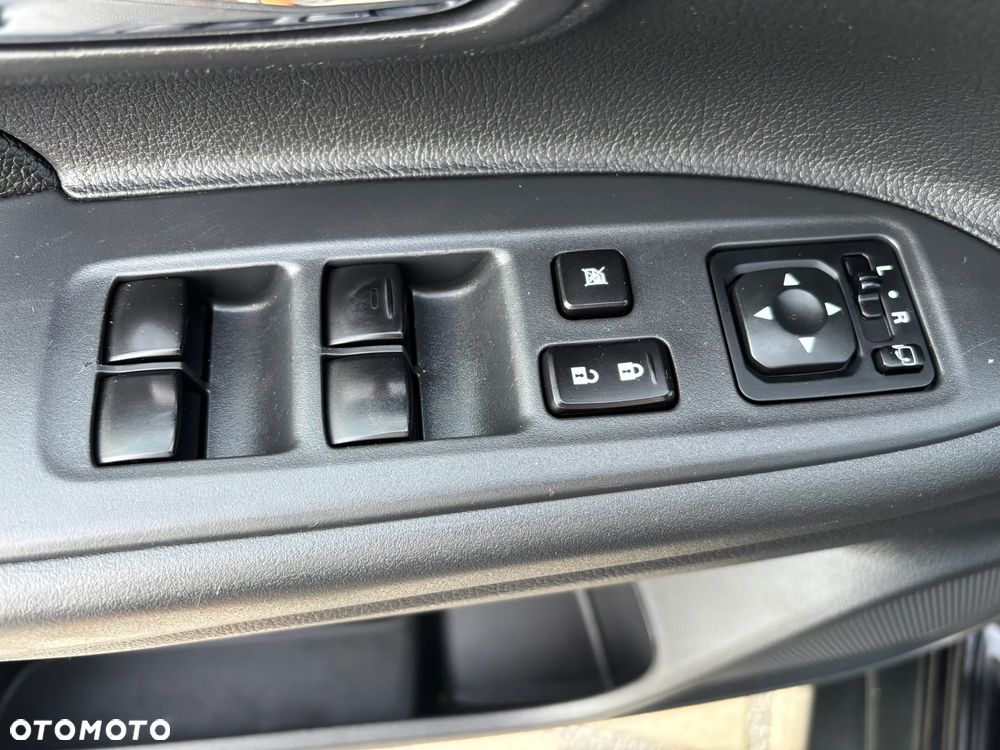 Mitsubishi Outlander 2.2 DI-D 4WD Diamant Edition - 23