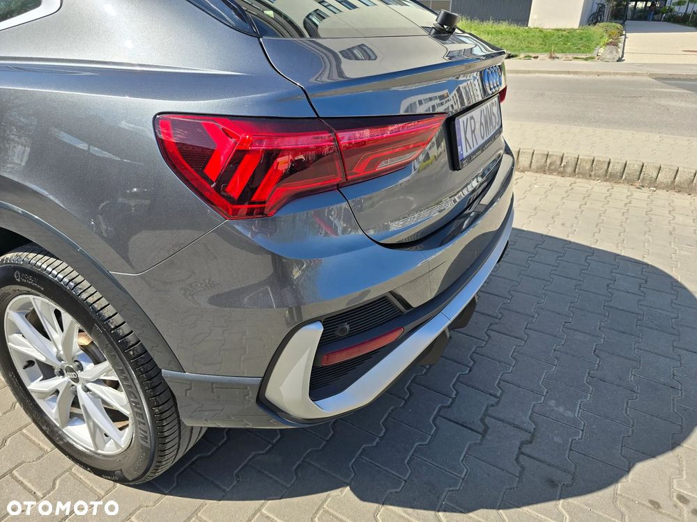 Audi Q3 Sportback - 27