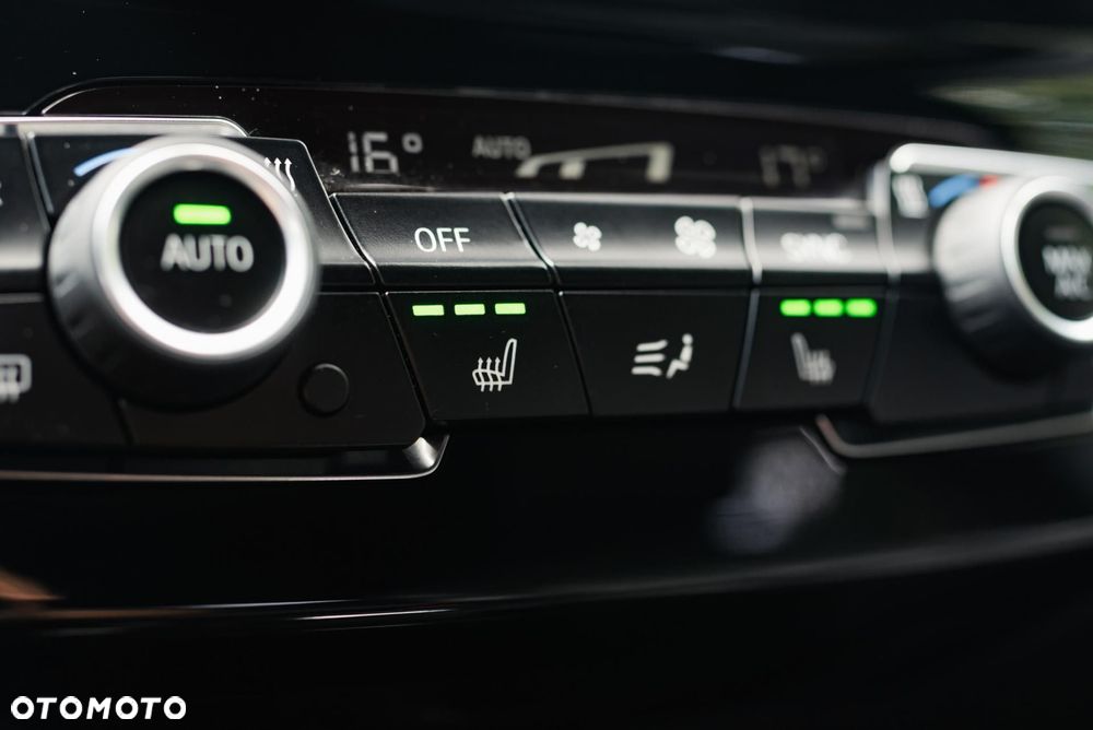 BMW X2 sDrive18i GPF Advantage - 24