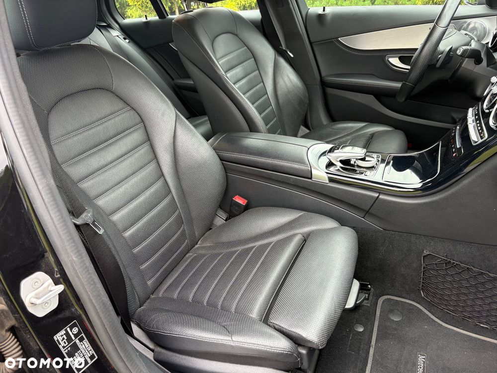 Mercedes-Benz Klasa C 300 7G-TRONIC Avantgarde - 27