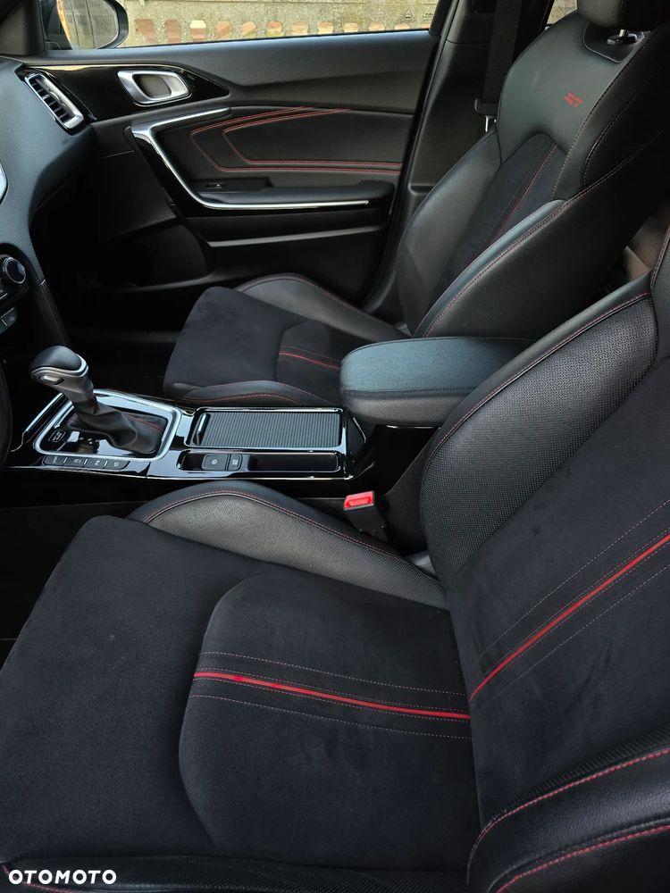 Kia ProCeed 1.6 T-GDI DCT7 OPF GT - 12