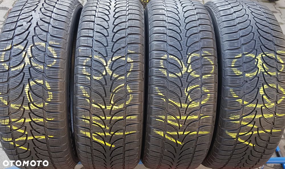 4x 225/60R17 Bridgestone Blizzak LM80 Evo Komplet opon zimowych - 1
