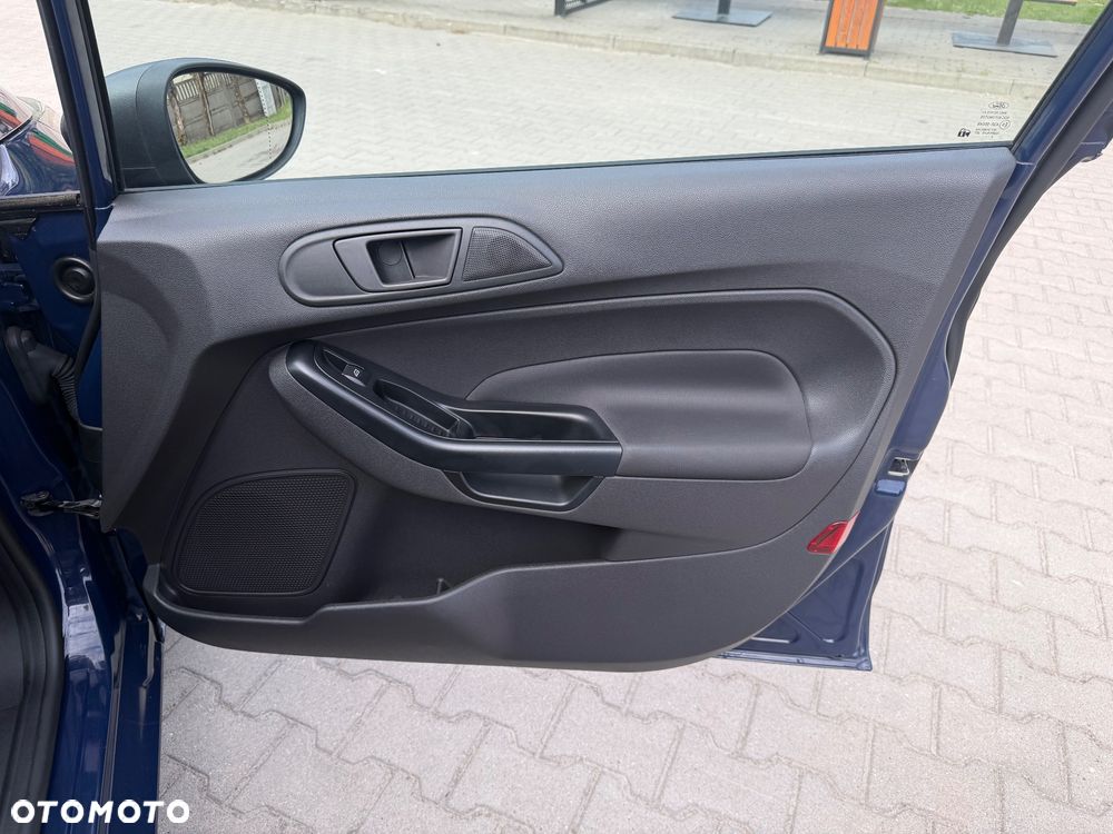 Ford Fiesta 1.25 Trend EU5 - 12