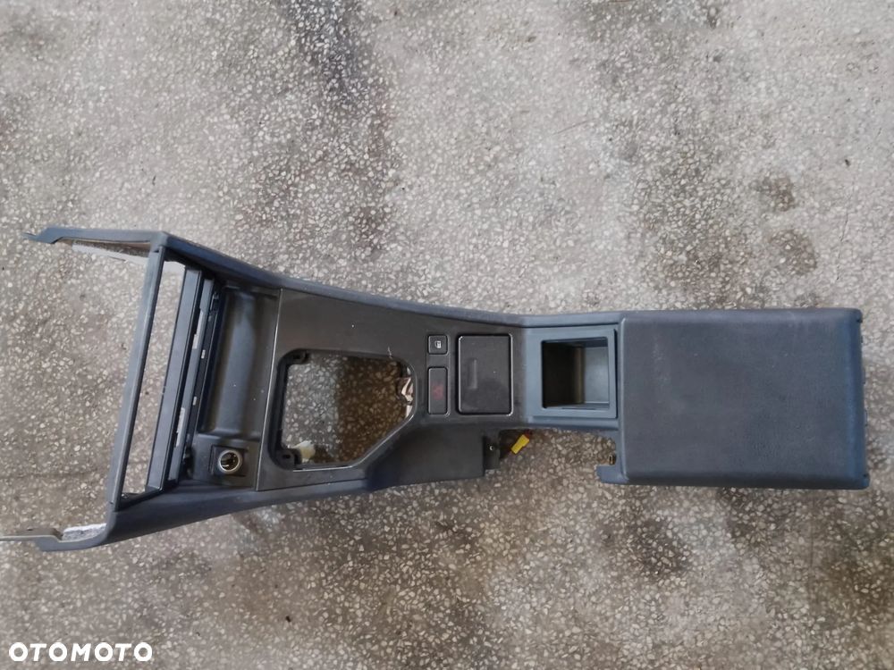 BMW 5 E39 podłokietnik tunel  mieszek  manual   dekor - 5