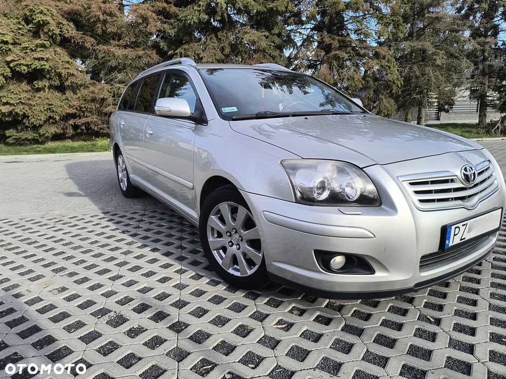 Toyota Avensis 1.8 VVT-i Sol - 3