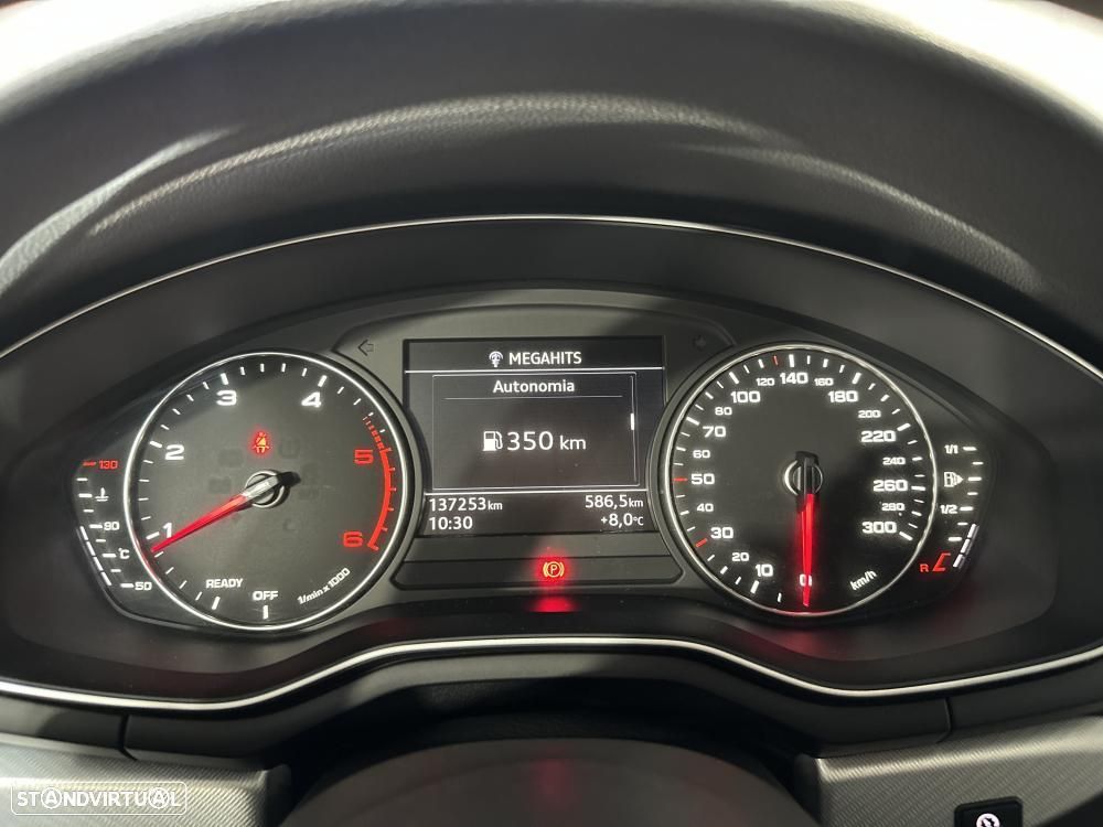 Audi A4 Avant 2.0 TDI ultra design - 24