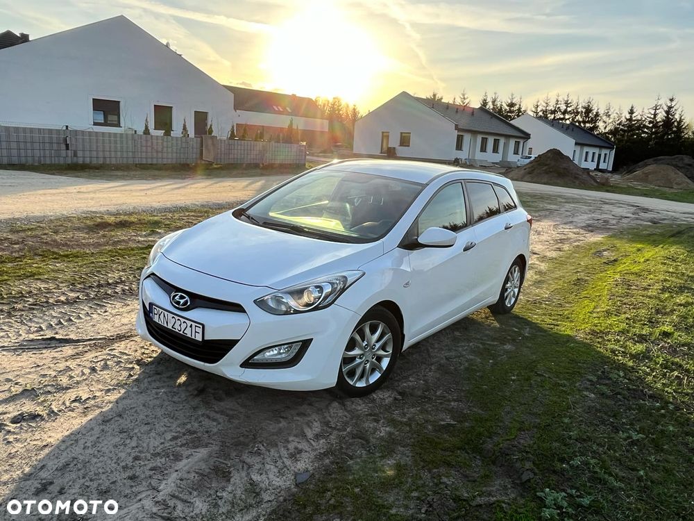 Hyundai i30 1.6 CRDi Classic + - 4