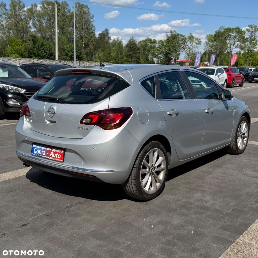 Opel Astra - 12