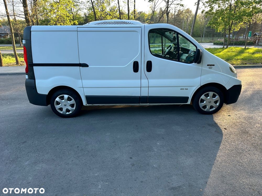 Renault Trafic - 6
