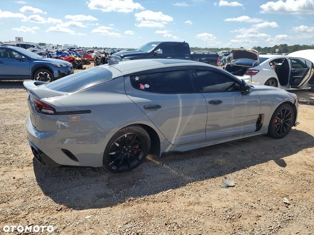 Kia Stinger 3.3 T-GDI AWD GT - 4