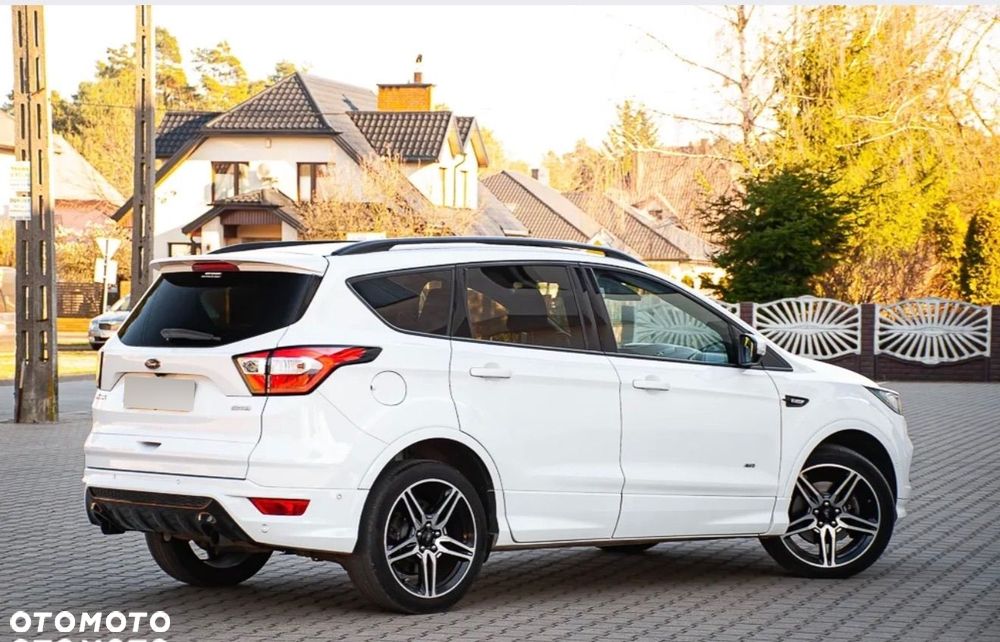 Ford Kuga 2017 photo 2